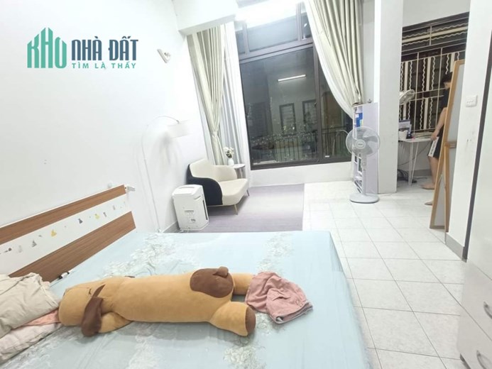 Bán Nhà Phố Đường Láng Quận Đống Đa. 44m Mặt Tiền 5.5m Nhỉnh 10 Tỷ. Cam Kết Ảnh Thật Mô Tả Chính