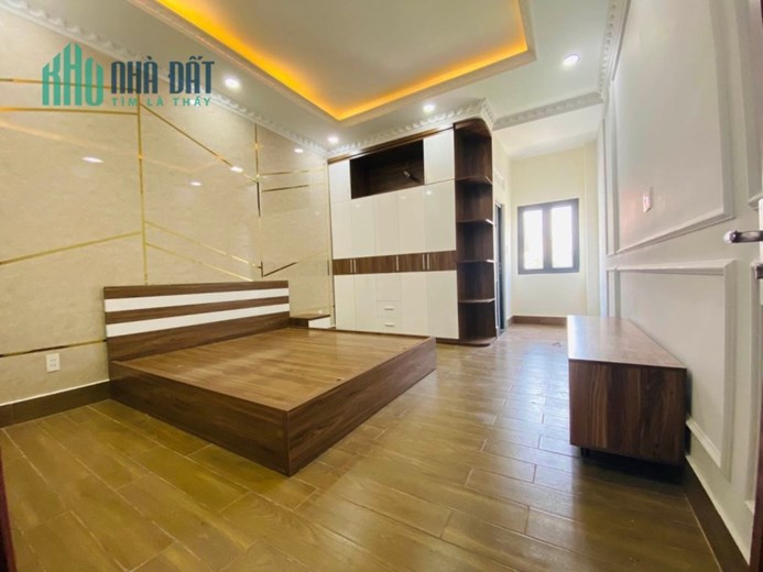 Bán Nhà 4 Tầng Hoàn Công 105m2 Hẻm 6m QL13 Hiệp Bình Phước 9.5 Tỷ