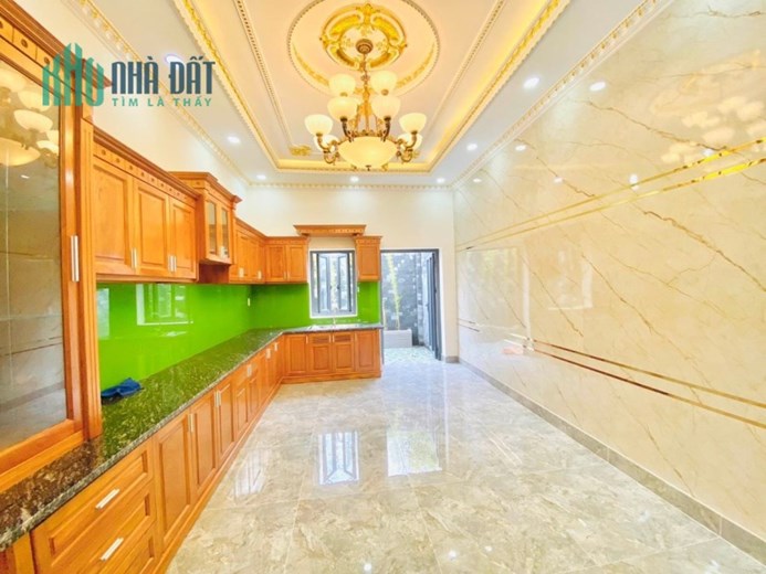 Bán Nhà 4 Tầng Hoàn Công 105m2 Hẻm 6m QL13 Hiệp Bình Phước 9.5 Tỷ