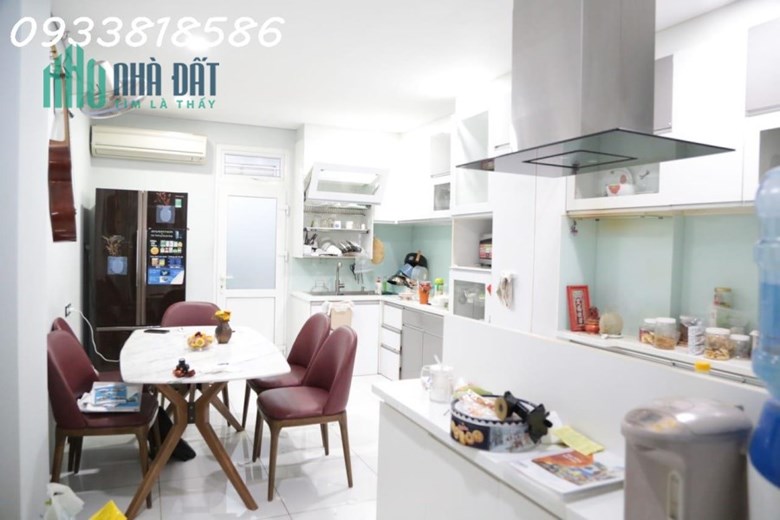 Hẻm Nguyễn Đình Chiểu, QUẬN 3 - 64M2 - 6 TẦNG - 8PN- 8WC KHÉP KÍN- 17 tỷ 5