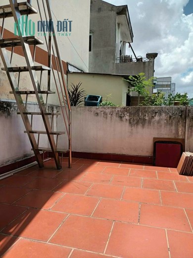 DO QUÁ CẦN TIỀN NÊN  BÁN GẤP  NHÀ MĂT TIỀN ĐƯỜNG HỒNG BÀNG PHƯỜNG 1, QUẬN ; DT;47m2 . XÂY DỰNG KIÊN