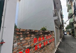 Bán GẤP 123m2 đất ngõ phố Ngô Xuân Quảng, Trâu Quỳ. Mặt tiền rộng. Ô tô vào nhà. Lh ngay.