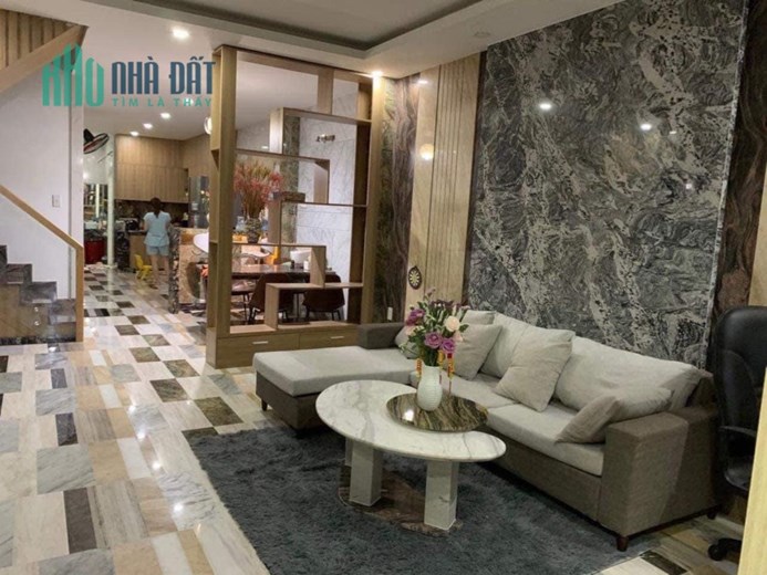 Bán nhà đẹp 2 tầng thôn Võ Cạnh , xã Vĩnh Trung . Giá 2 tỷ 6