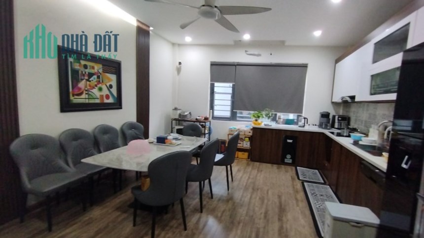 NHÀ ĐỘI CẤN DÂN XÂY 90M2*5M, 5 TẦNG TM NHÀ CỰC ĐẸP, 3 MẶT THOÁNG SIÊU RỘNG SIÊU RẺ,11.8TỶ