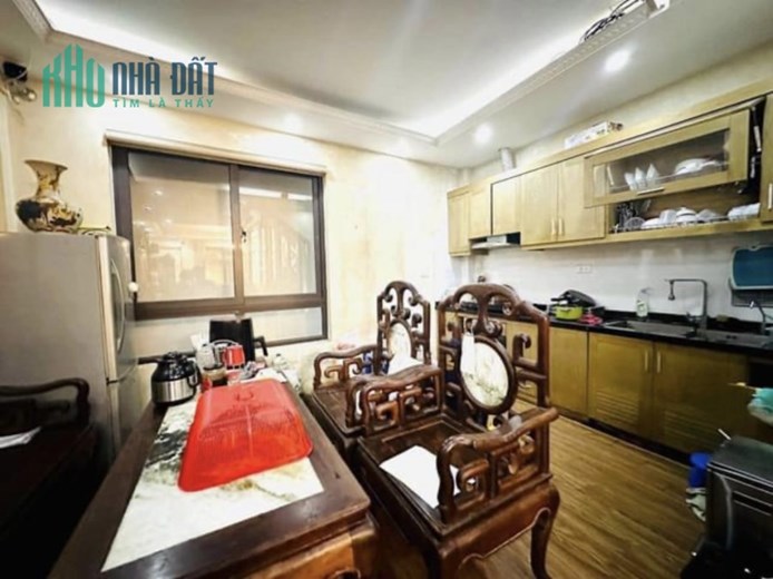 Bán nhà Đông Ngạc, Đông Thắng, Từ Liêm Lô Góc, 10m Ô Tô Tránh Ở Sướng, 40m2, 6 Tầng, 4.2 Tỷ