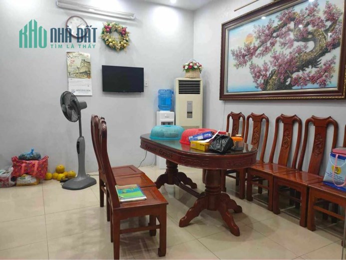 Chính chủ cần bán nhà xây mới Đường Đông Quan Nguyễn Khánh Toàn Cầu Giấy dt 34  m2 giá 5,2 tỷ