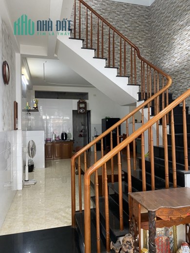 Cần bán căn nhà 2 mê 2 tầng kiệt ô tô 123 đường Cù Chính Lan,thông 282 HHTập,Đà Nẵng.
