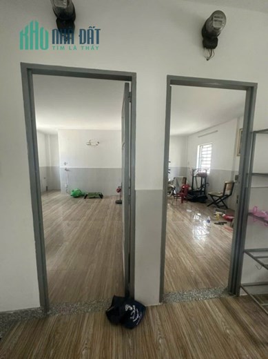 Bán Nhà 4 Tầng Căn Hộ Dịch vụ Cho Thuê Nguyễn Văn Công 160m2 Giá 9 Tỷ