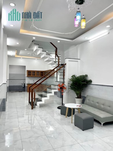 HXH 1 CĂN RA MẶT TIỀN - NGÃ 4 BỐN XÃ - 65M2 - 3 PHÒNG NGỦ - SỔ A4 - NHỈNH 4 TỶ