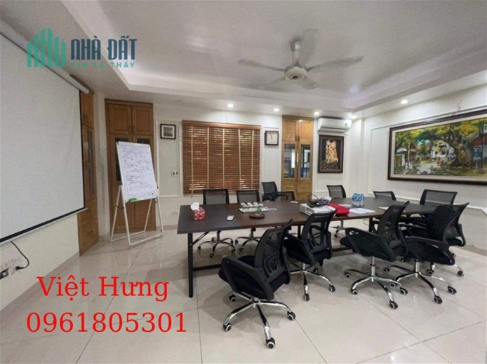 Chủ nhà sang Mỹ định cư nhờ bán căn lô góc Việt Hưng 100m2- Mặt tiền 18m Kinh Doanh Đỉnh