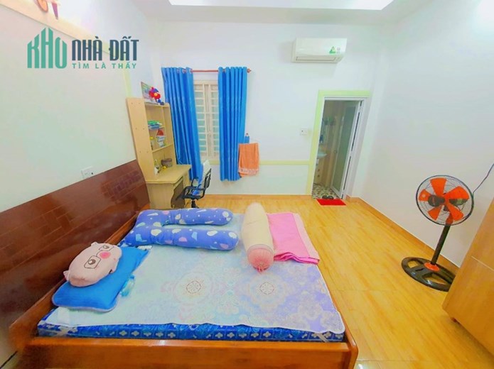 Khu biệt thự Tân Chánh Hiệp 12, 4 tầng, 70m2,5 tỷ,xe hơi,shr