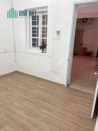 Bán căn hộ KĐT mới Nguyễn Khánh Toàn, Cầu Giấy. 36m2; giá 1 tỷ 7.
