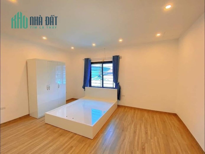 NHÀ ĐẸP NHẤT PHỐ GIẢI PHÓNG- CỰC GẦN Ô TÔ- NGÕ THÔNG TỨ TUNG- GẦN BÁCH KINH XÂY- TIỆN ÍCH NGẬP