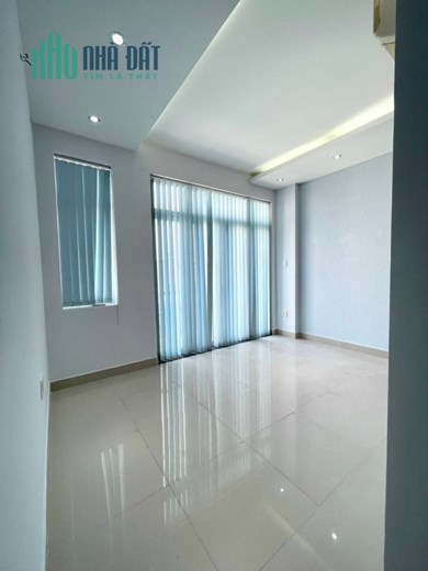 BÁN NHÀ HXH 5TẦNG 4PN - ĐƯỜNG BỜ BAO TÂN THẮNG QUẬN TÂN PHÚ HƠN 4TỶ.