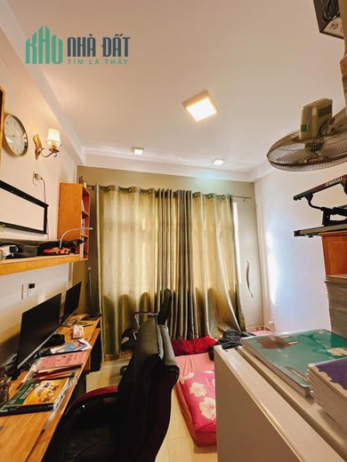 H3G. DƯƠNG BÁ TRẠC. P2.Q8. 4 TẦNG. NHÀ ĐẸP, SẠCH SẼ NHƯ MỚI. HẺM THÔNG THOÁNG. NHỈNH 5 tỷ