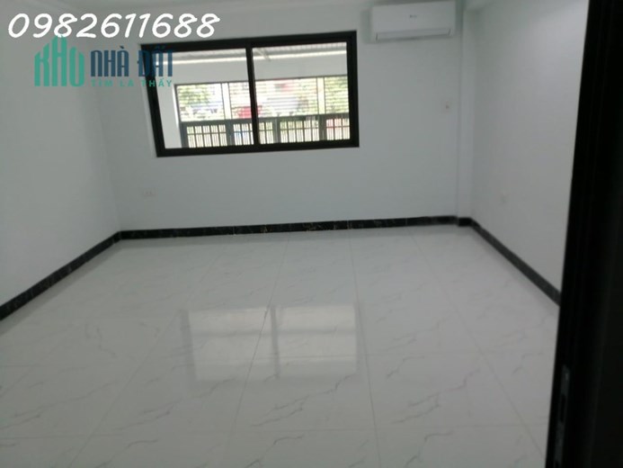 Chính chủ cần cho thuê mặt bằng làm văn phòng Đầu KĐT Phú Lương