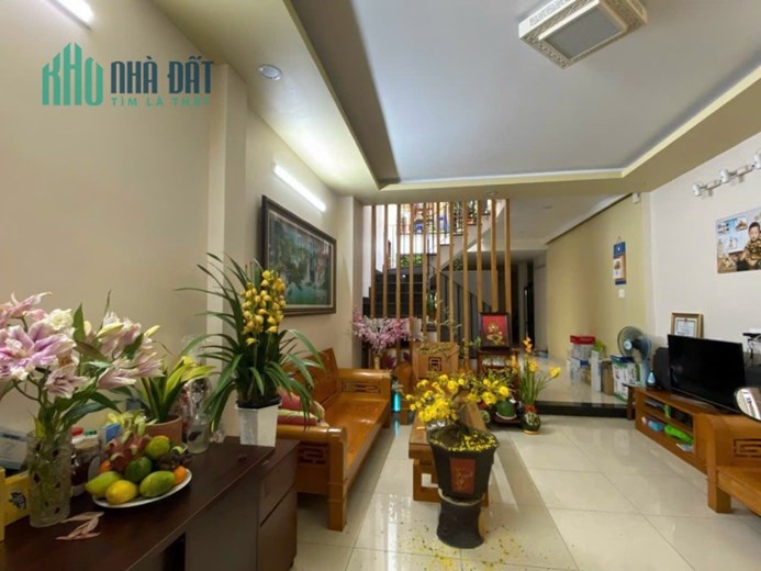 Bán nhà Nguyễn Oanh, Phường 17. DT 5x20m - T2 lầu giá 8.5 tỷ