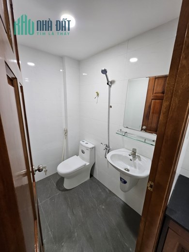CHO THUÊ PHÒNG TRỌ+ NỘI THẤT MỚI 100% GIÁ RẺ NGAY CHÂN CẦU XÂY DỰNG ĐƯỜNG NGUYỄN DUY TRINH
