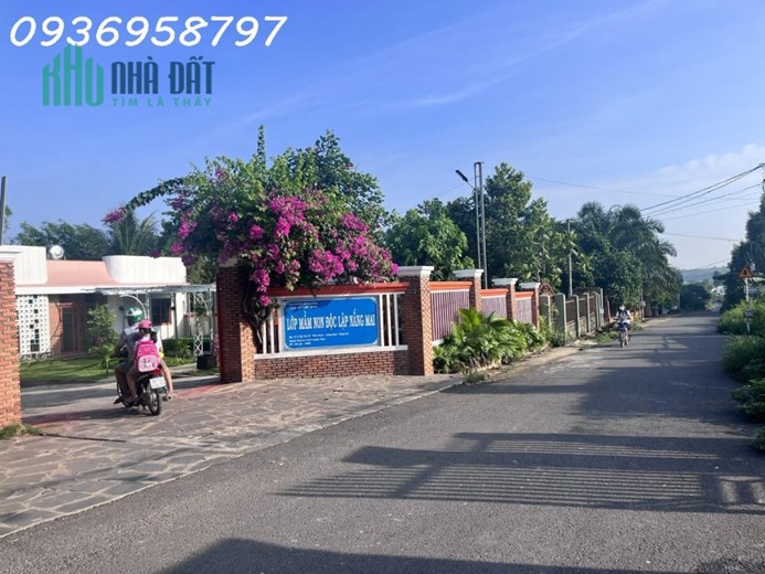 Bán lô đất vàng cách QL1A 400 mét, giá 1,2 tỷ