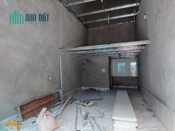 Bán đất tặng nhà C4, ô tô nhỏ, 25m2, 6m, 2.25 tỷ, Cổ Nhuế, Từ Liêm.
