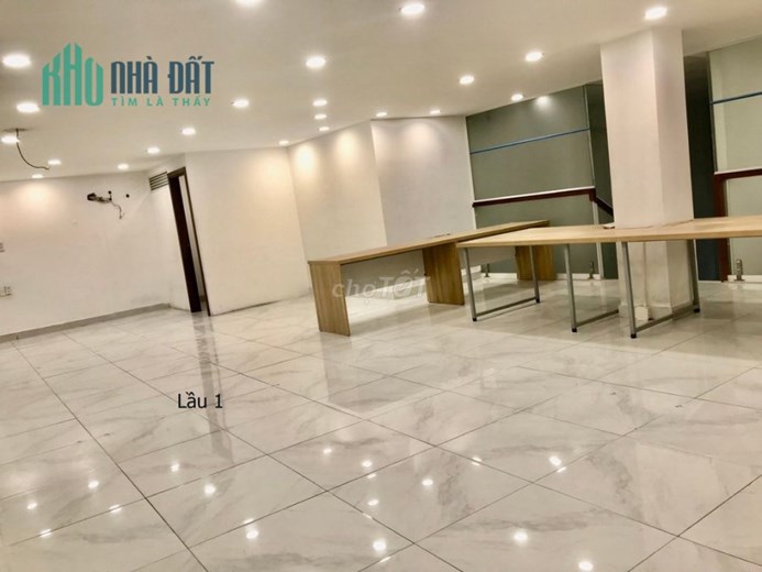 Tòa nhà 3 tầng đường Lý Thường Kiệt, ngang 8 x17m