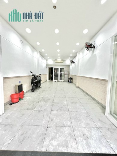 Mặt bằng kinh doanh đường Xuân Hồng - 13 triệu
