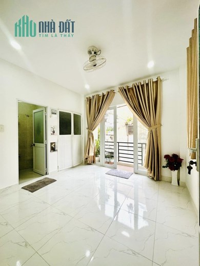 Bán Nhà KV Bình Thạnh, DTSD 80m2,  4 tầng,hxh, shr, nhỉnh 3 tỷ,3pn