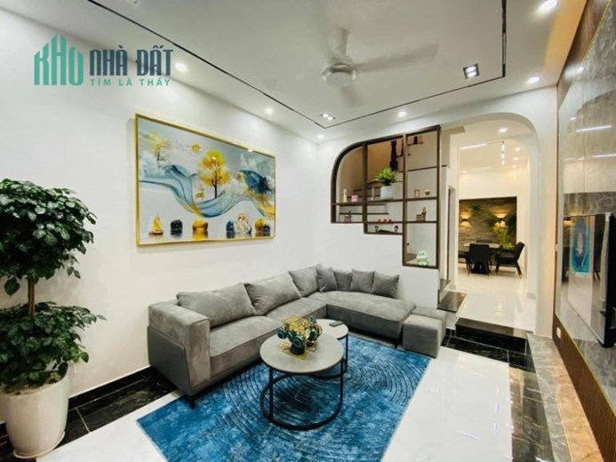 NHÀ CẦN BÁN, VỊ TRÍ ĐẸP, ĐƯỜNG HUỲNH TẤN PHÁT- GIÁ MỀM 4.96 TỶ