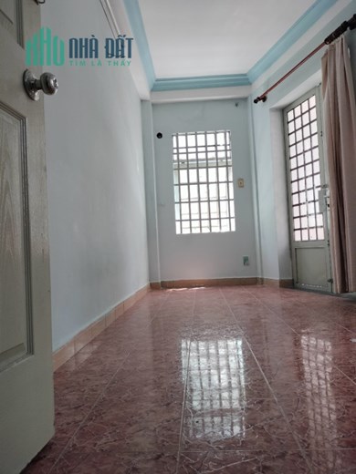 Nhà 4 tầng MTKD Phùng Văn Cung, 5 phòng ngủ