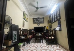 -HOÀNG HOA THÁM
NHÀ MẶT NGÕ - KHU TRUNG TÂM - 49m-4t-giá chỉ 5,5tỷ