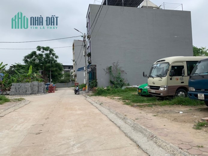 Bán 70 m2 đất thuộc thôn Đại Tự xã Kim chung huyện Hoài Đức Hà Nội 
ngõ oto tải tránh nhau giá chỉ