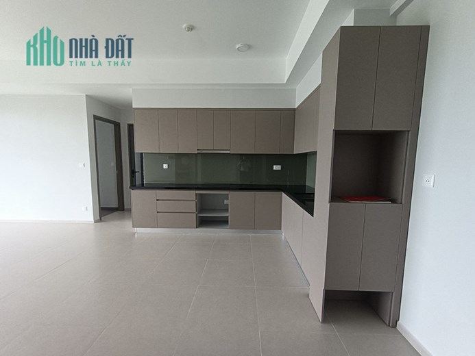 Căn hộ thanh toán chỉ 30% dọn vào ở ngay tặng kèm nội thất 3PN-2WC. ngay ủy ban Bình Chánh