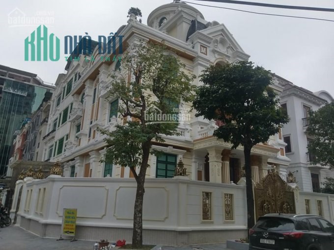 bán gấp căn biệt thự liền kề VIP Trung Tâm Quận Cầu Giấy. Hà Nội, diện tích 185 m2 giá hơn 40 tỷ