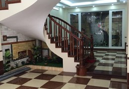 bán nhà ngõ 61 Phạm Tuấn Tài  dt 50m2 x 5 t mt 4,5 m nhà đẹp ô tô 7 chỗ vào 12,5 tỷ