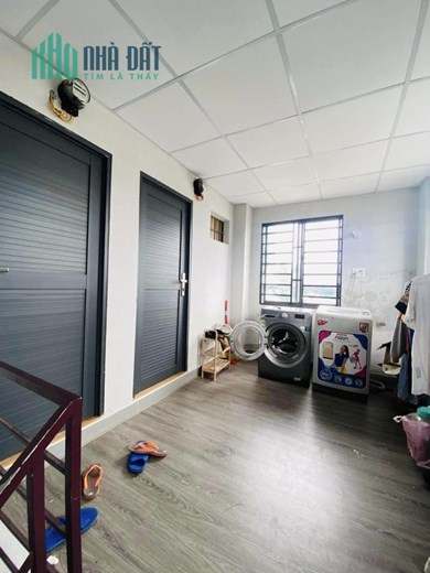 Bán CHDV Mới Đẹp 7 Tầng BTCT Thích Quảng Đức P.4 Phú Nhuận- 40m2- Thu Nhập Tốt- Chỉ 7,3 Tỷ