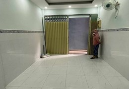 NHÀ QUAN TAN HẺM ÔTÔ NGAY LẠC LONG QUÂN - ÂU CƠ, 27M2, 2 TẦNG, 2PN