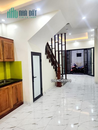 Bán nhà Văn Quán Hà Đông, ngõ rộng ô tô gần, 35m/3.x tỷ.