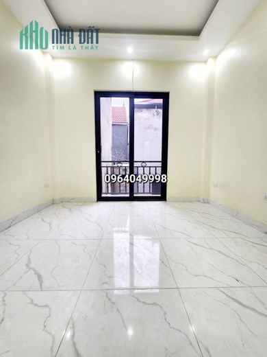 Bán nhà Văn Quán Hà Đông, ngõ rộng ô tô gần, 35m/3.x tỷ.