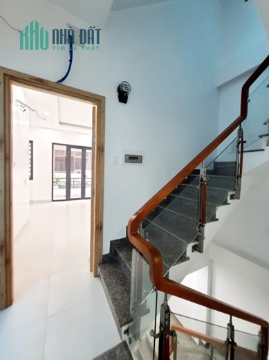 Bán Nhà Hòa Hảo, P5, Q10, Ngang 5.2m x 14m, 4 Tầng, Nhà Đẹp, Hẻm Nhựa 6M,Chỉ 15.5 Tỷ