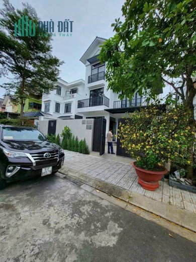 CHỦ ĐỊNH CƯ NƯỚC NGOÀI CẦN BÁN GẤP CĂN BIỆT THỰ