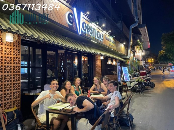 Mình cần sang nhượng quán cafe kiêm nhà hàng tại phố cổ 15 Đào Duy Từ, Hoàn Kiếm, Hà Nội