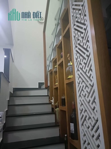 Bình Thạnh, nhà mới, vào ở ngay, 4 tầng BTCT, xe hơi tới nhà