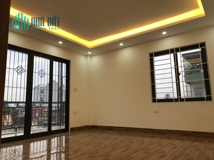 Bán Gấp nhà Văn Chương Tôn Đức Thắng 15m ôtô KDOL 45m 5 Tg MT 4m hơn tỷ LHCC.
