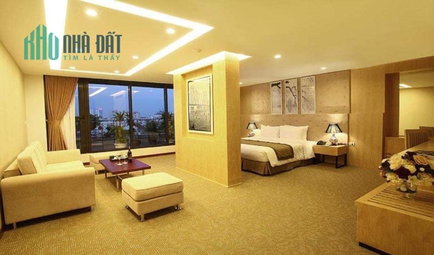 Bán khách sạn Quận Cầu Giấy tiêu chuẩn 4* 321m2 13 tầng 85 phòng nội thất hiện đại giá 155 tỷ
