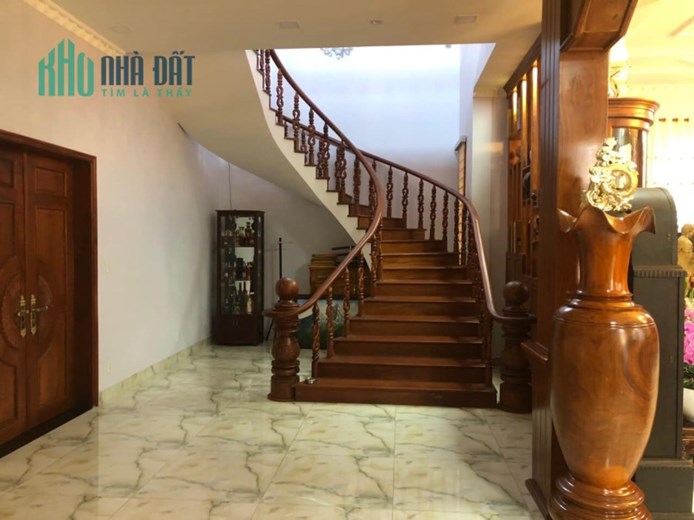 BIỆT THỰ VƯỜN  ~5000M2 - CHÍNH CHỦ TẶNG NỘI THẤT GỔ QUÝ