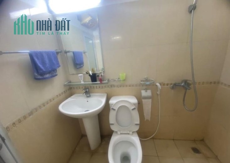 Nhà đẹp thông số đẹp, hoàng cầu đống đa, 45m 4 tầng chỉ 6,9 tỷ TL mạnh
