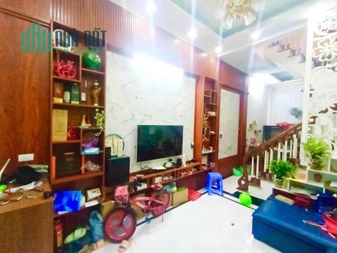 💥💥💥💥 KHƯƠNG TRUNG - NHÀ ĐẸP 4 T -36M2 - 4 TỶ - ĐI BỘ RA HỒ ĐẦM HỒNG 💥💥💥💥