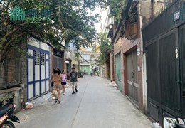 Bán nhà hẻm xe hơi Sát mặt tiền vài căn Phường Quận 10