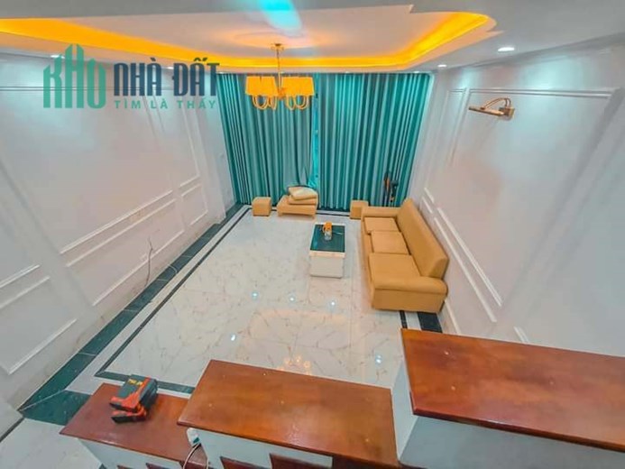 Bán Nhà Ngõ 381 Phố Nguyễn Khang 44m2 x 5 tầng, 7 phòng ngủ đầy đủ công năng, khu phân lô ô tô đỗ