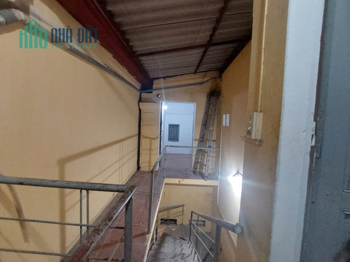 Cho thuê nhà, HGĐ, Ở nhóm, 80m2, 2T,  5PKK, 8,5tr, Cổ Nhuế